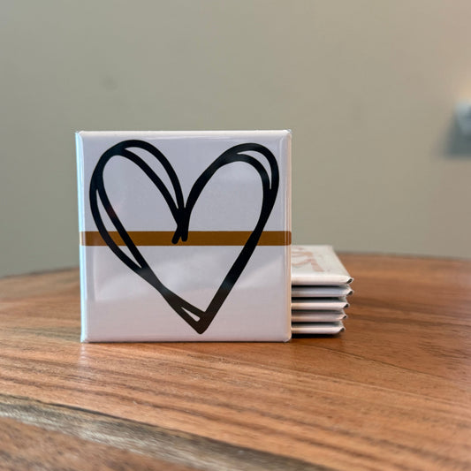 Thin Gold Line Heart Magnet